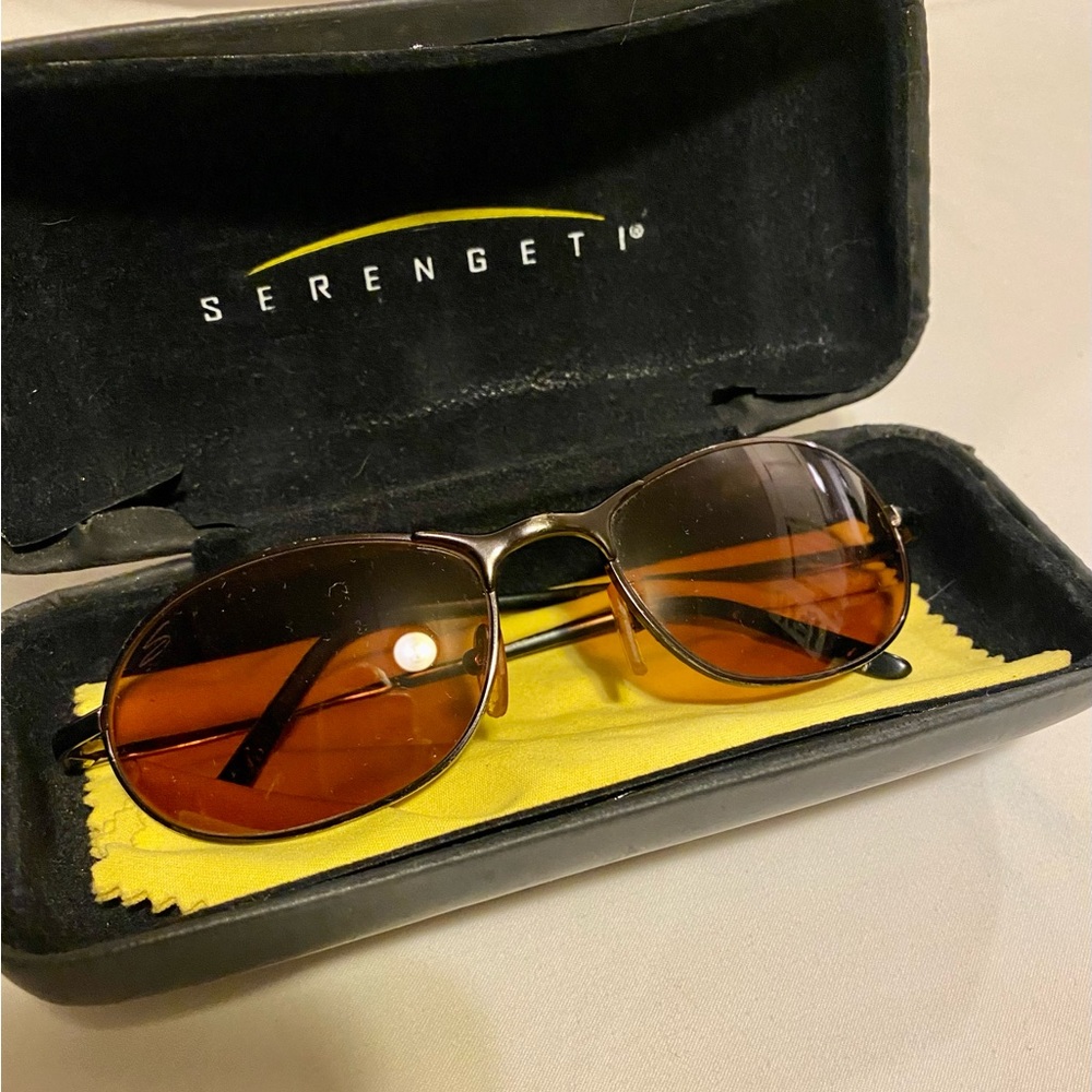 Vintage Serengeti Sunglasses in Original Case